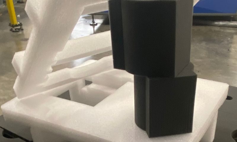 AJM-Emballages- mousse-de-calage-pour-emballage-mousse-protection-conditionnement- exemple de pièce pour un emballage industriel mousse PE et PI